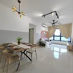 M Vertica New Lovely 3Br W 100Mbps Wi-Fi